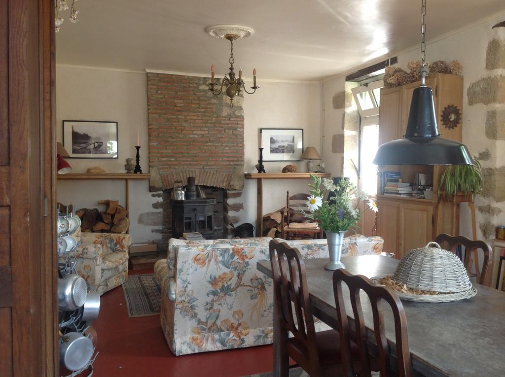 Saint-PlaisirAvec Plaisir住宿加早餐旅馆 外观 照片